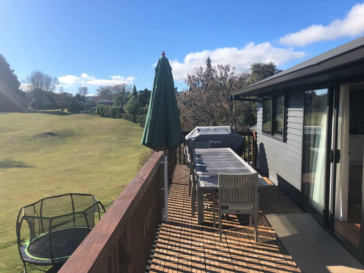Kinloch Lakeview Lodge - Taupo Exterior photo